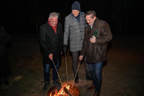 2024-11-29-adventempfang-und-zum-wuerstelgrillen-wirtschaftsclub-baden-10 6088df