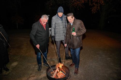 2024-11-29-adventempfang-und-zum-wuerstelgrillen-wirtschaftsclub-baden-9 a890db